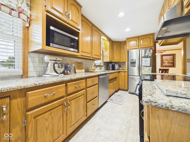 Listing Image 22