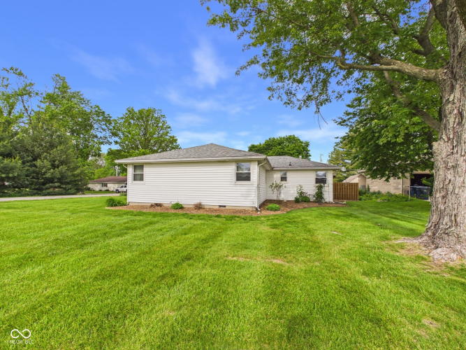 Listing Image 32