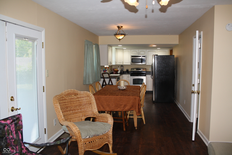Listing Image 22
