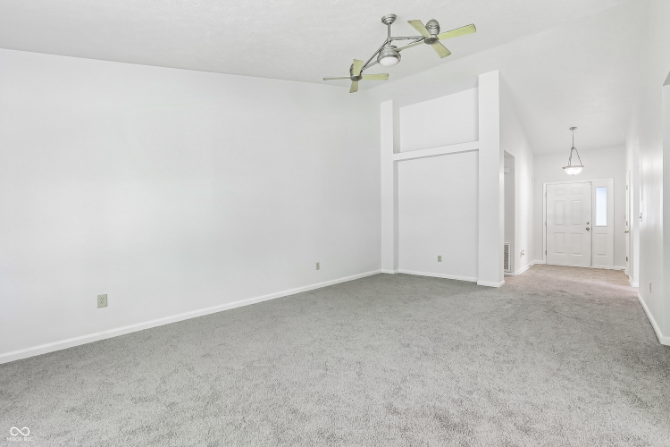 Listing Image 24