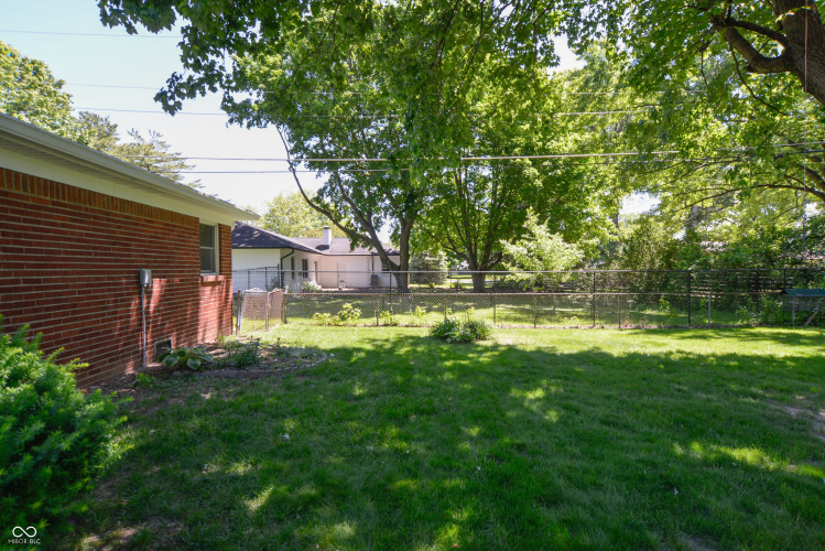 Listing Image 37