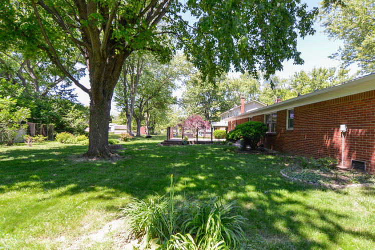 Listing Image 38