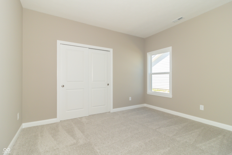 Listing Image 27