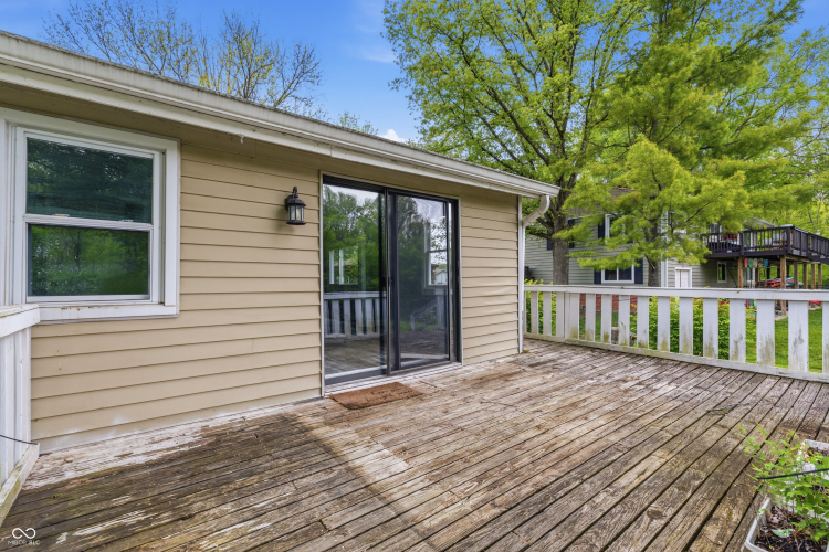 Listing Image 24