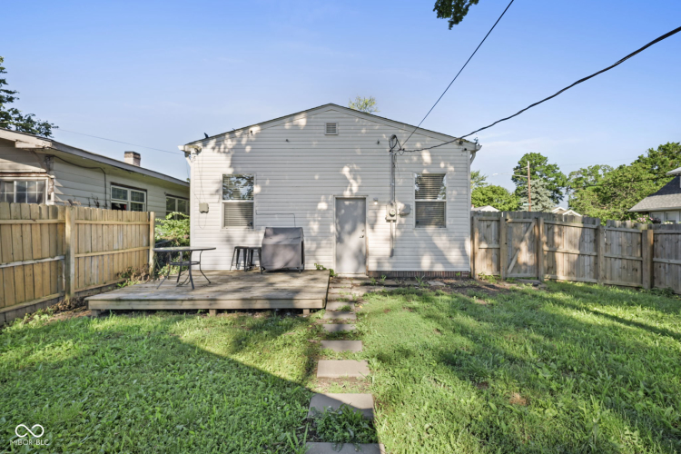 Listing Image 25