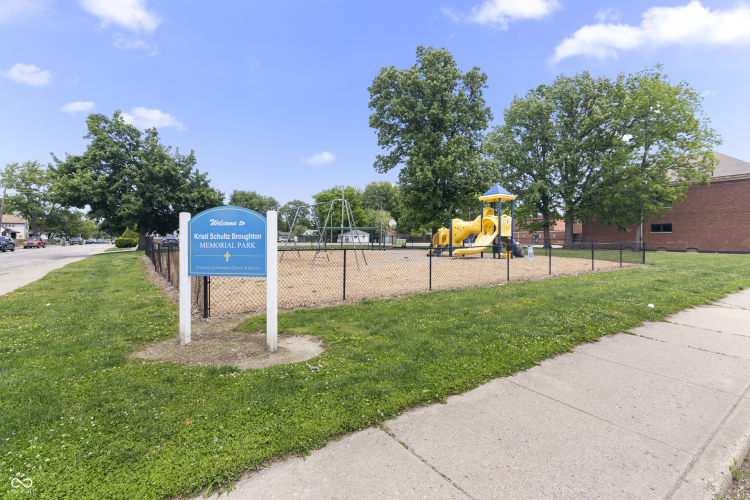 Listing Image 55