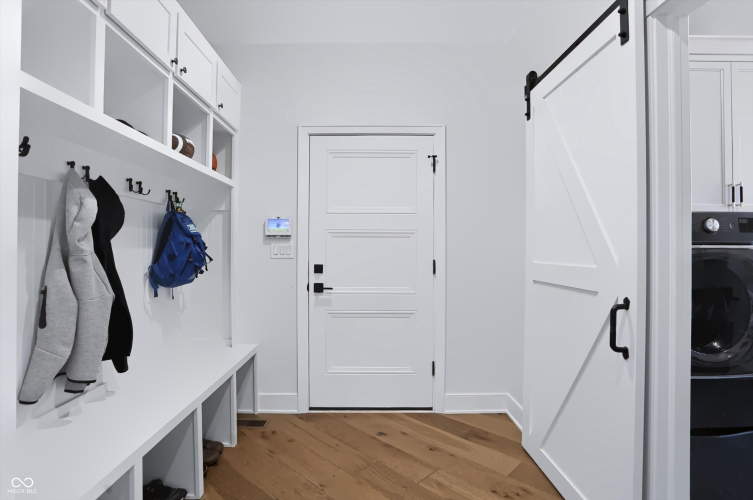 Listing Image 21