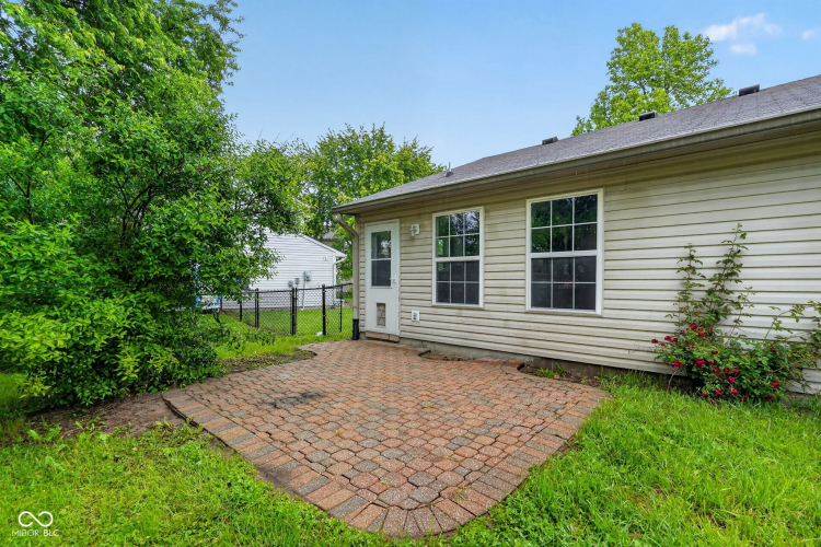 Listing Image 25