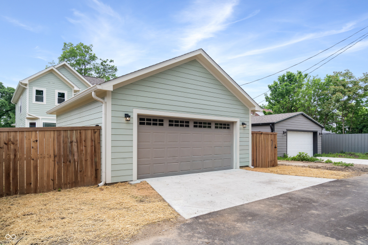 Listing Image 32