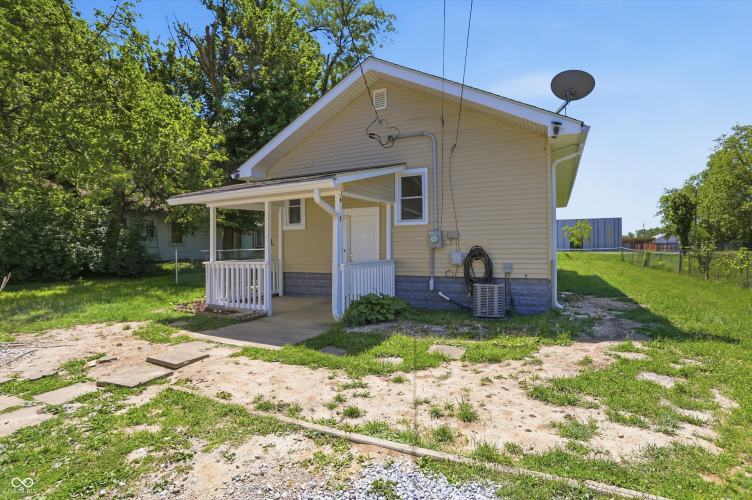 Listing Image 25