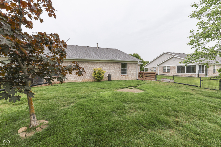 Listing Image 24