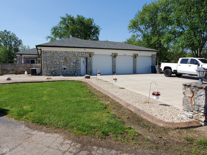 Listing Image 55