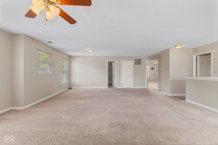 Listing Image 24