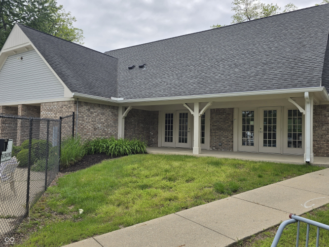Listing Image 45