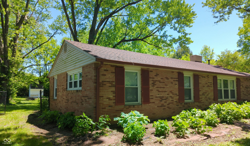 Listing Image 15