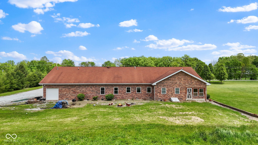 Listing Image 32