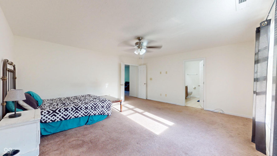 Listing Image 29