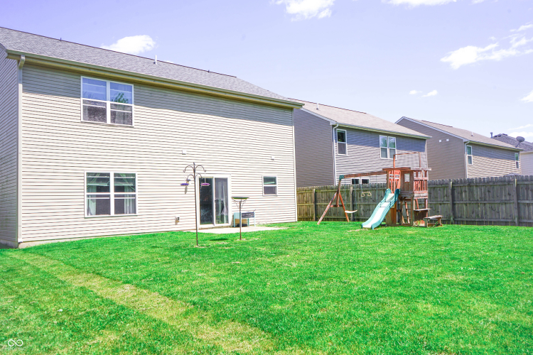 Listing Image 52