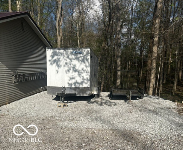 Listing Image 6