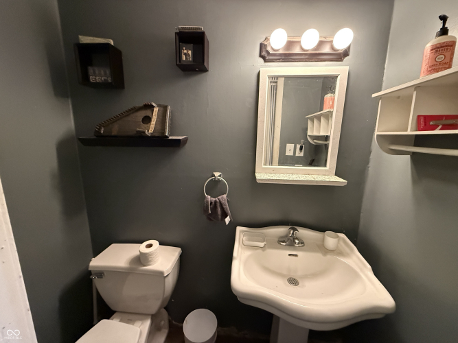 Listing Image 23