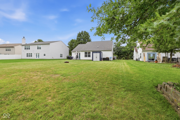 Listing Image 24