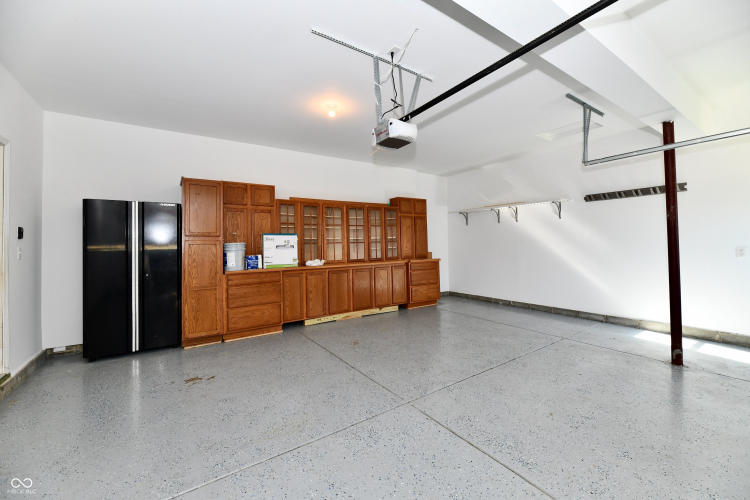 Listing Image 45