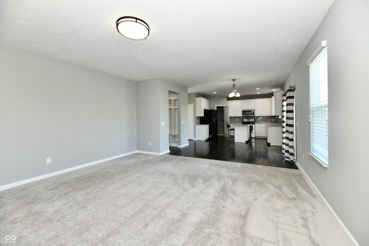 Listing Image 54