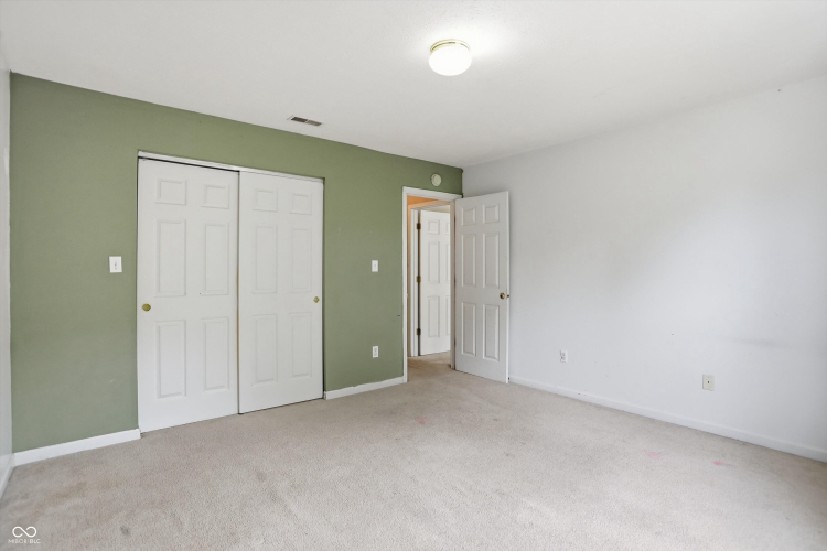Listing Image 38