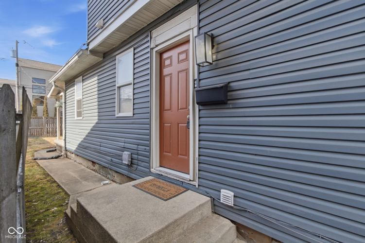Listing Image 46