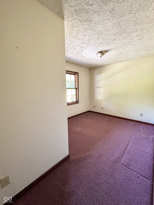 Listing Image 53