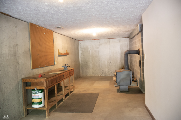 Listing Image 60