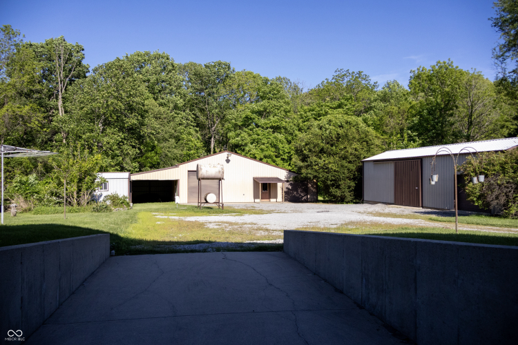 Listing Image 63