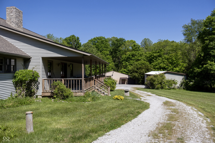 Listing Image 8