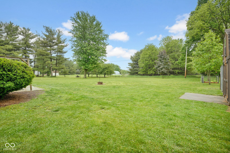 Listing Image 24