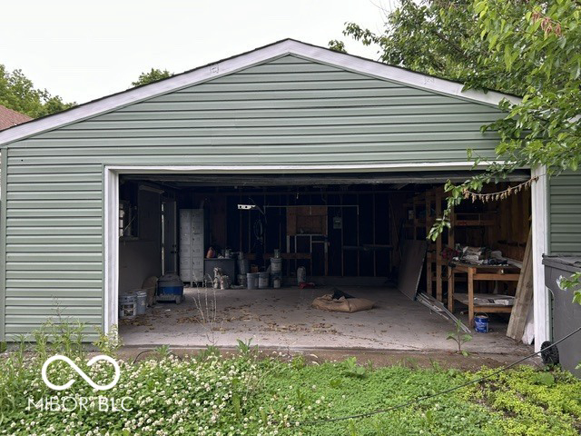 Listing Image 40
