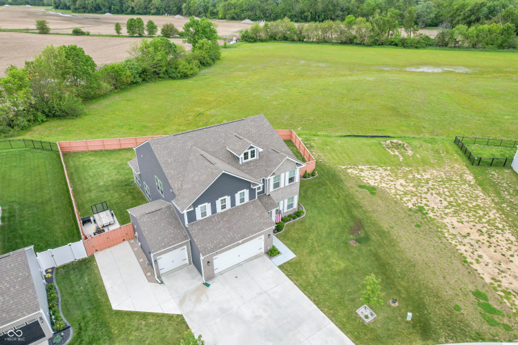 Listing Image 42