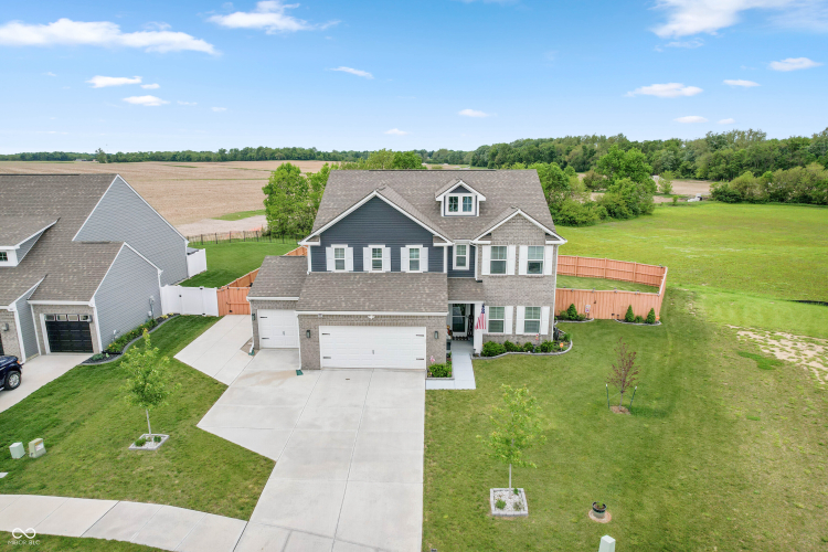 Listing Image 44