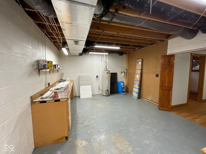 Listing Image 24