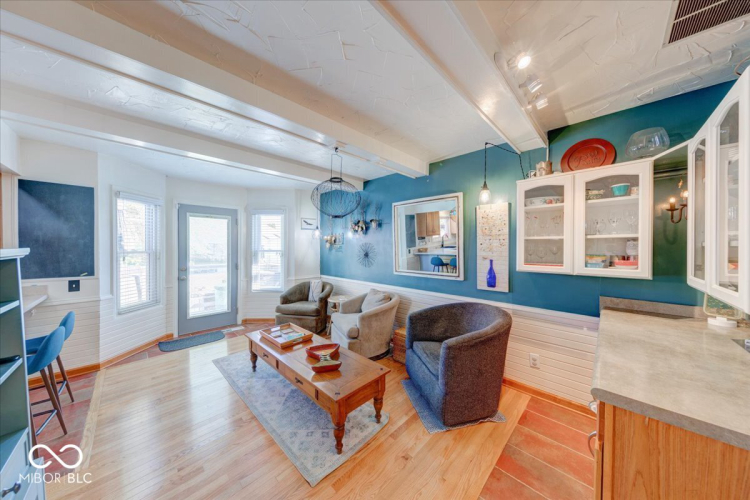 Listing Image 15