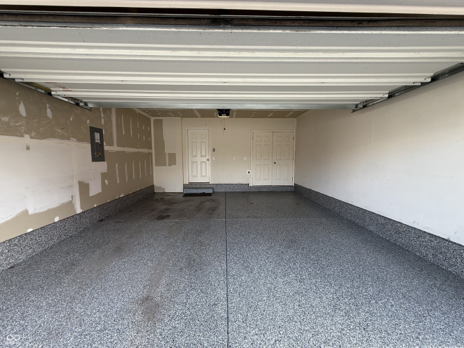 Listing Image 27