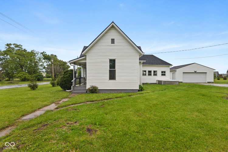 Listing Image 27