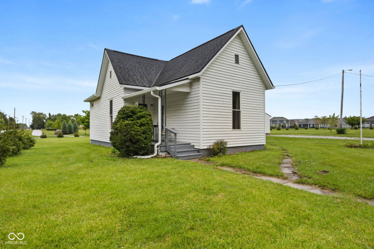 Listing Image 28