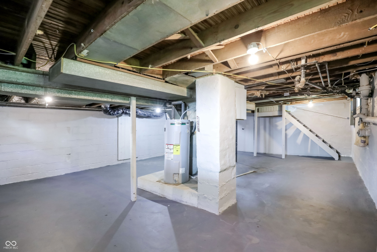 Listing Image 32