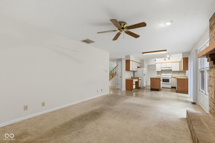 Listing Image 24
