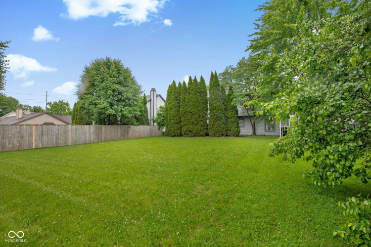 Listing Image 52