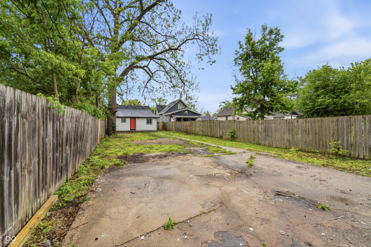 Listing Image 27