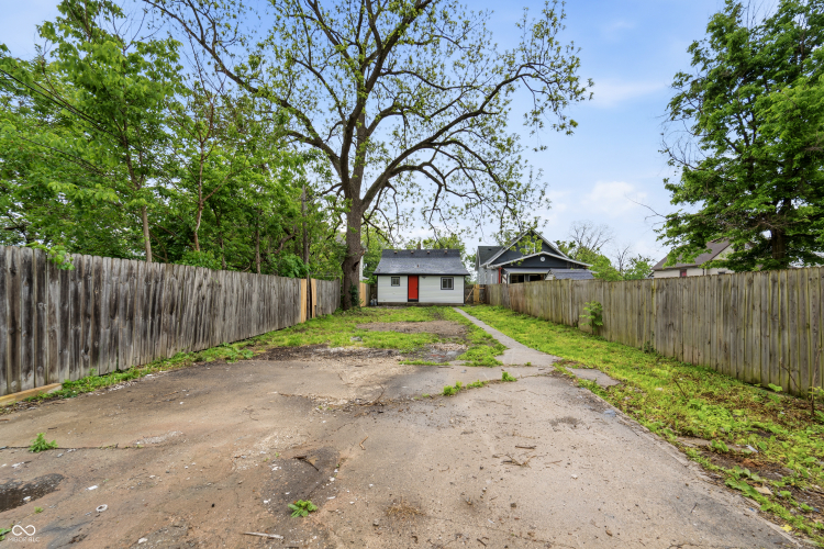Listing Image 28