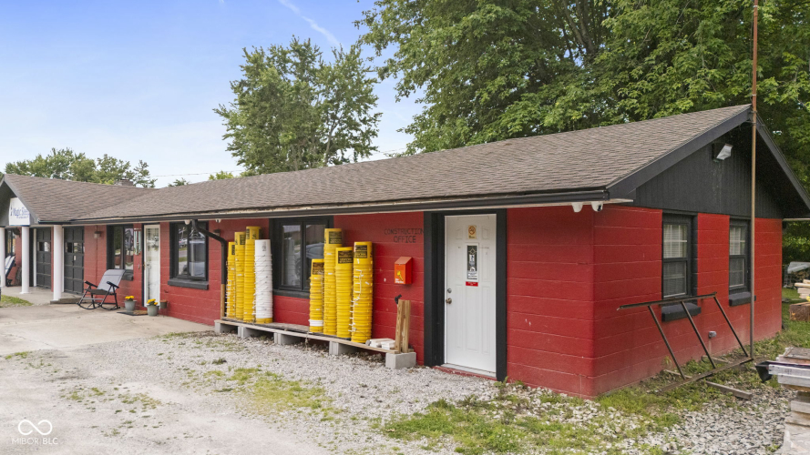 Listing Image 11