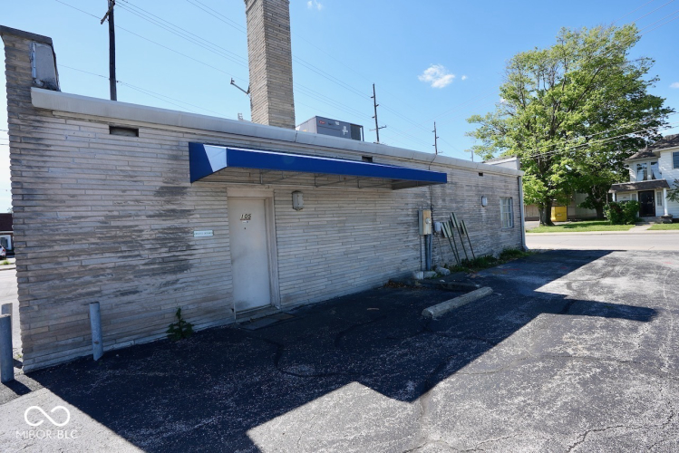Listing Image 5