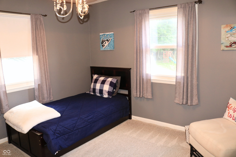 Listing Image 107